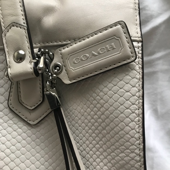 SOLD Cream-colored Coach Tote Bag - Picture 2 of 7